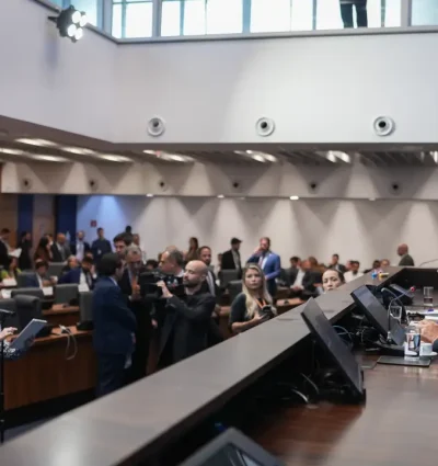 Alerj marca eleição para presidente em meio a impasse sobre