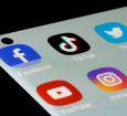 Debate sobre regulação das redes sociais é global, avalia diretor
