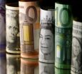 Moedas globais: dólar recua com perspectiva de cortes de juros