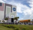 Orçamento de Trump para 2026 cancela foguete e estação lunar